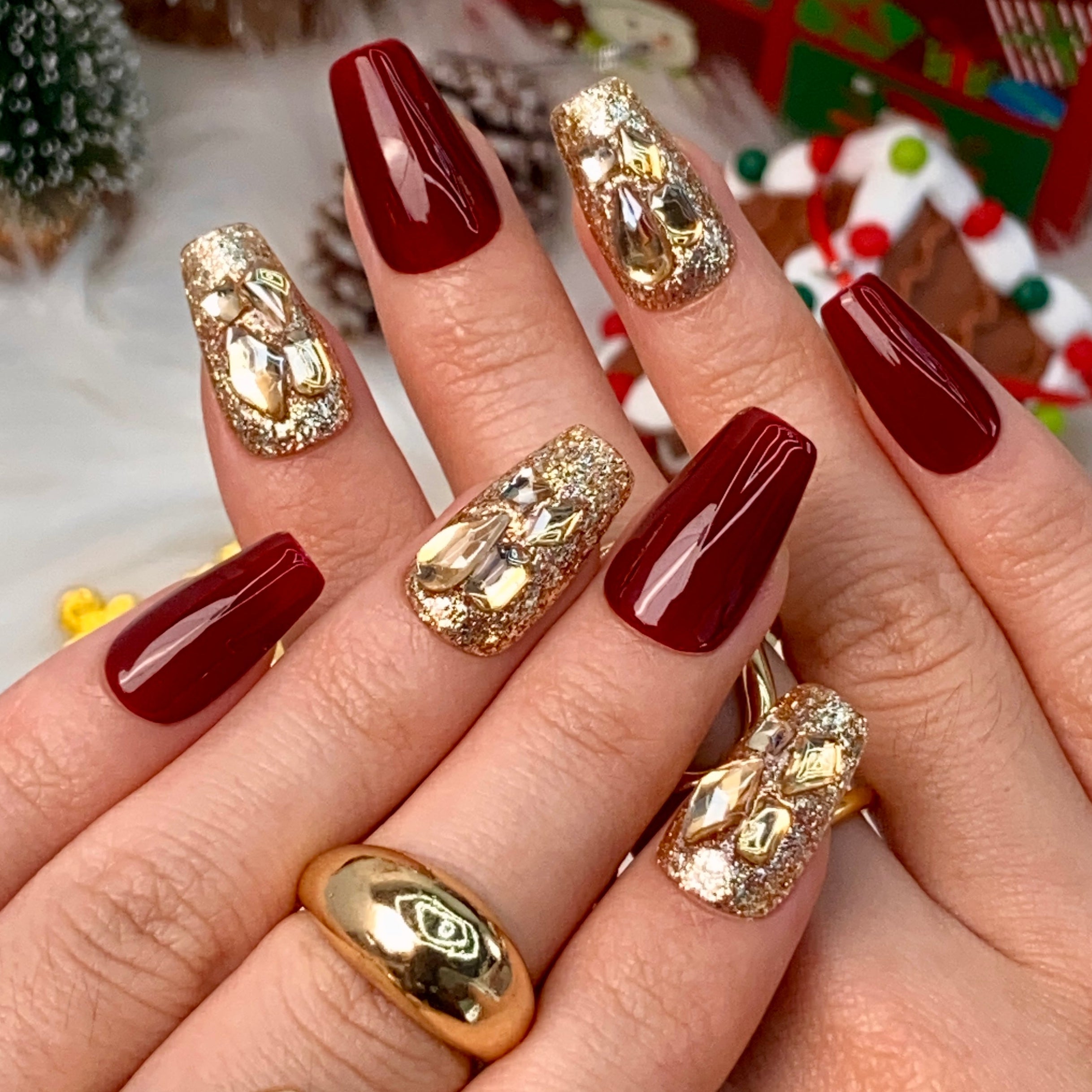 Gilded Crimson - N°129