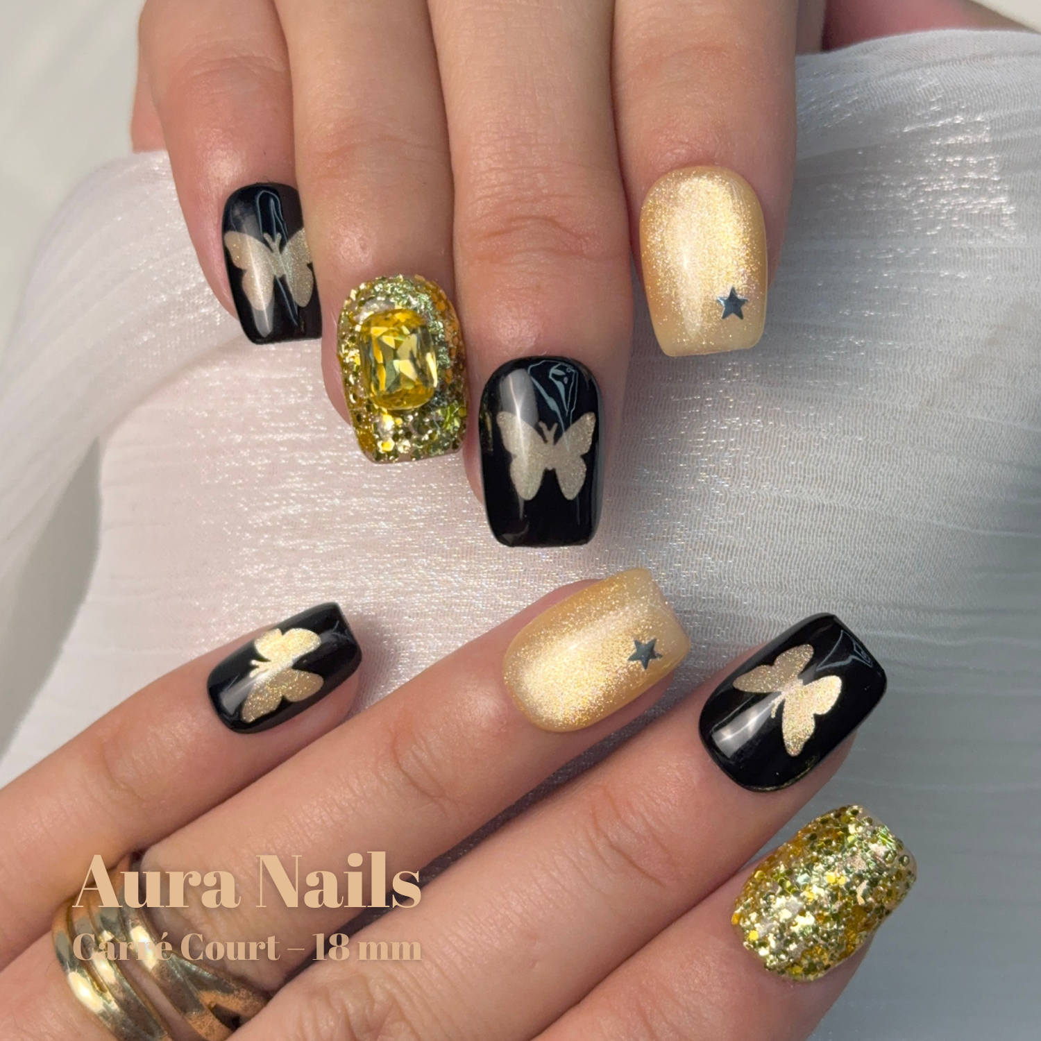Gold Butterfly - N°243